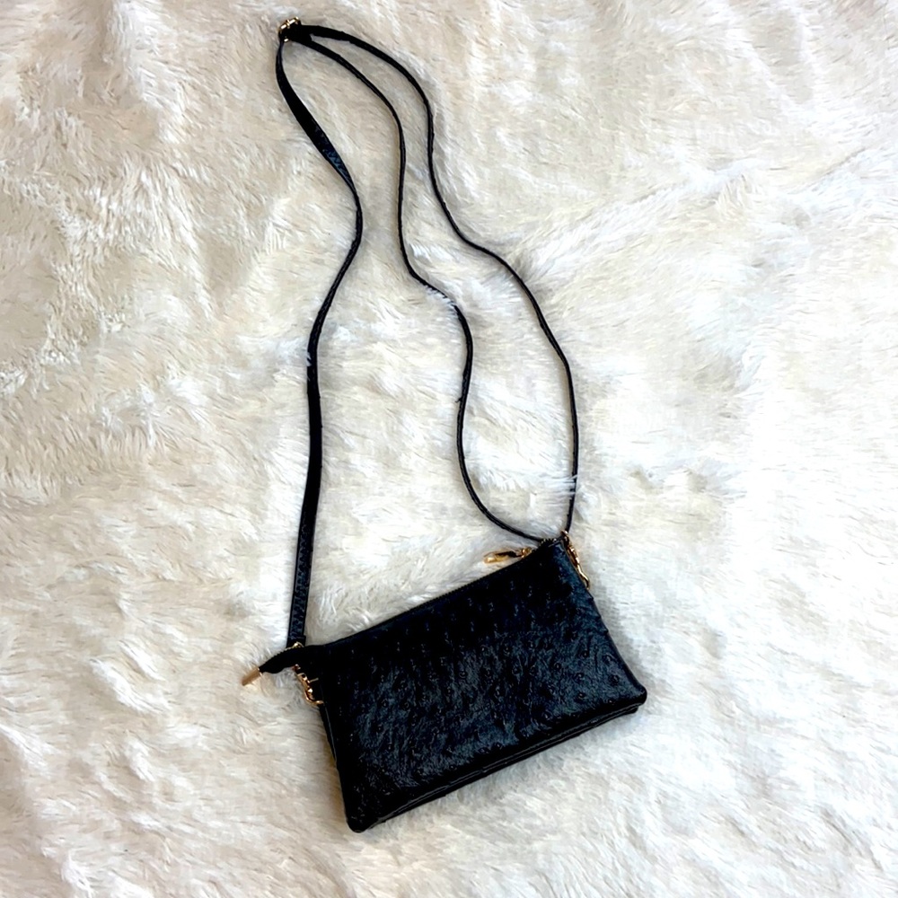 Black Crossbody Adjustable Purse - Picture 2 of 11